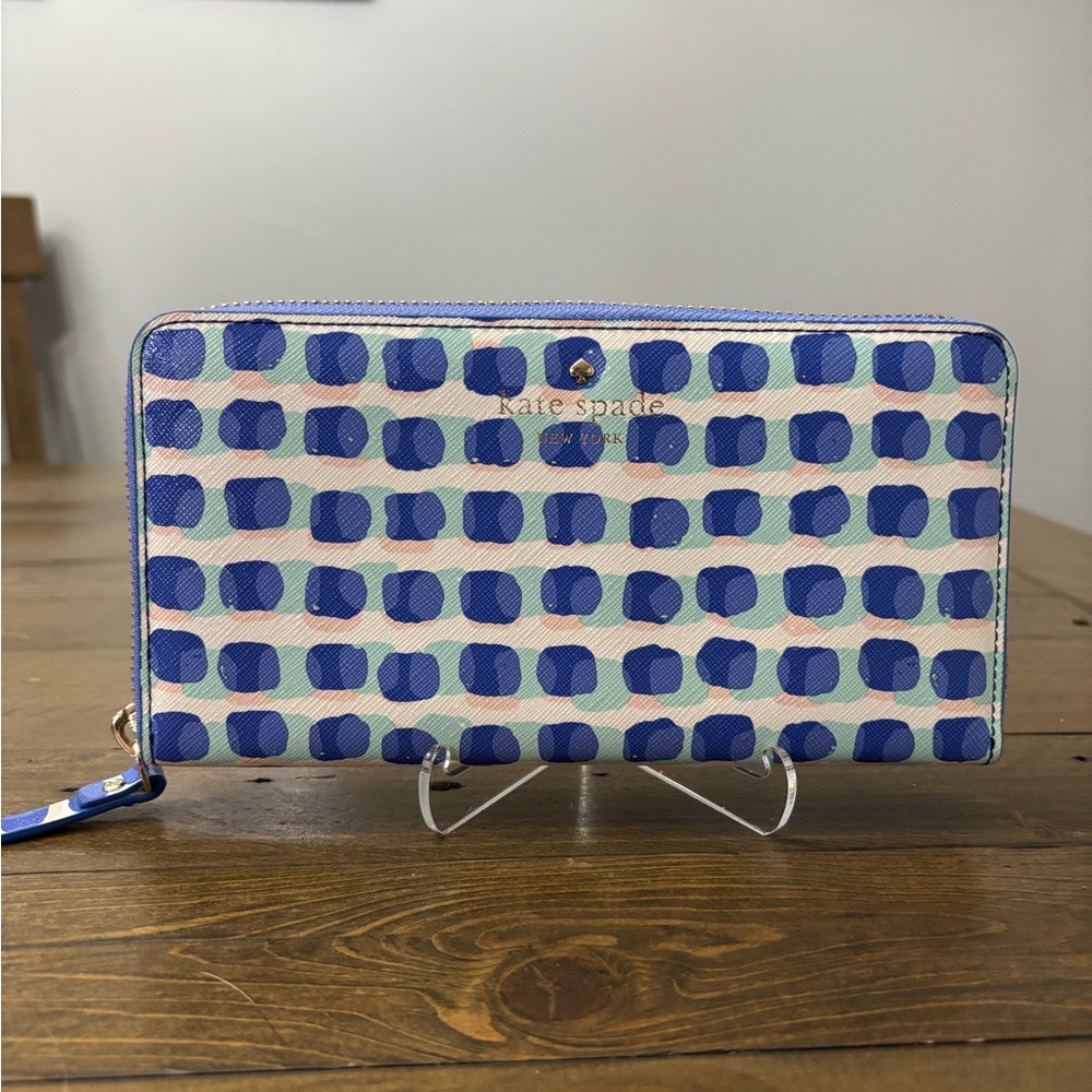 Kate Spade Cedar Street Stamp Dot Stacy Wallet with Storybook Lining